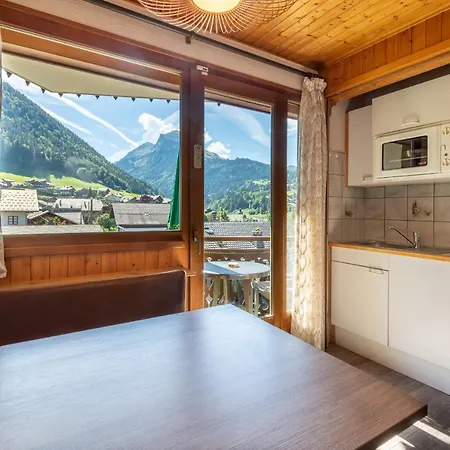 Les Cotes, Loisirs Et Hotel Morzine